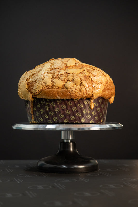 Panettone Albicocca e fava Tonka